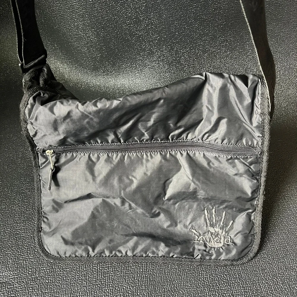 Vtg Mudd Black Ripstop Nylon Messenger Bag Y2K Crossbody Logo Utility School Bag